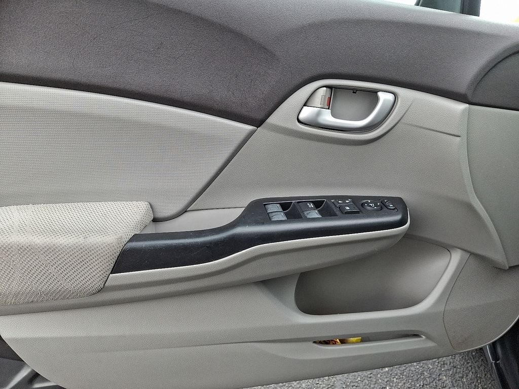 2012 Honda Civic LX photo 12