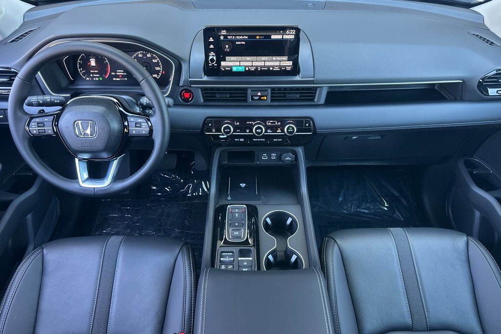 2025 Honda Pilot EX-L photo 14