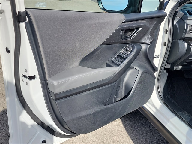 2026 Subaru Crosstrek Premium photo 2