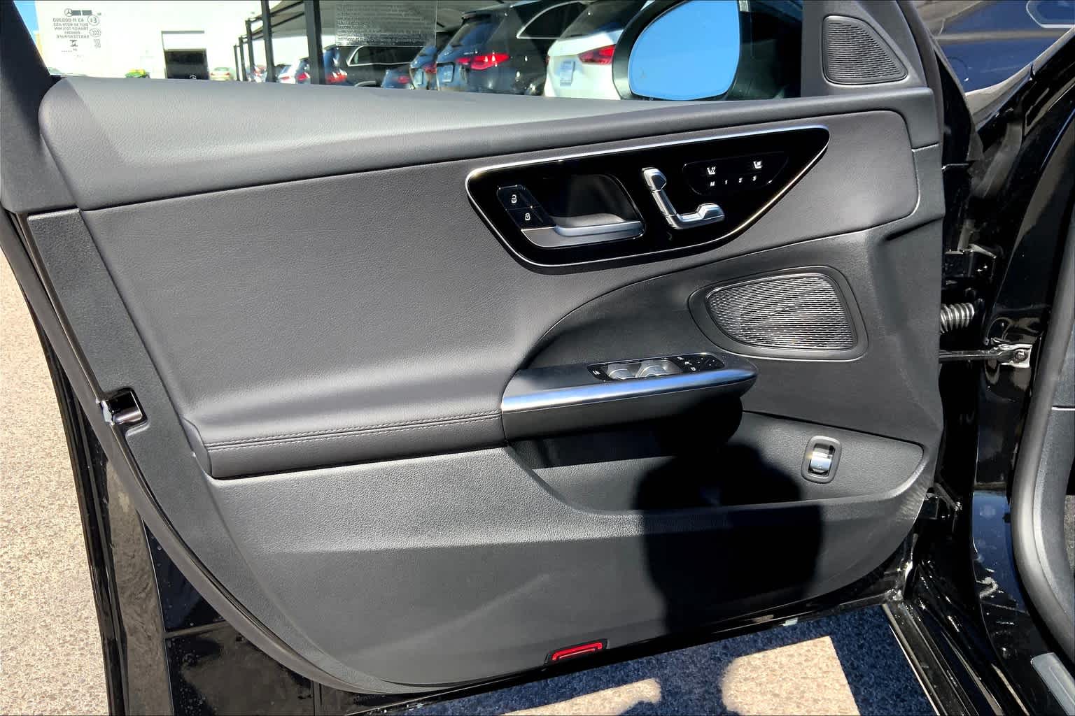 2025 Mercedes Benz C 300 photo 14