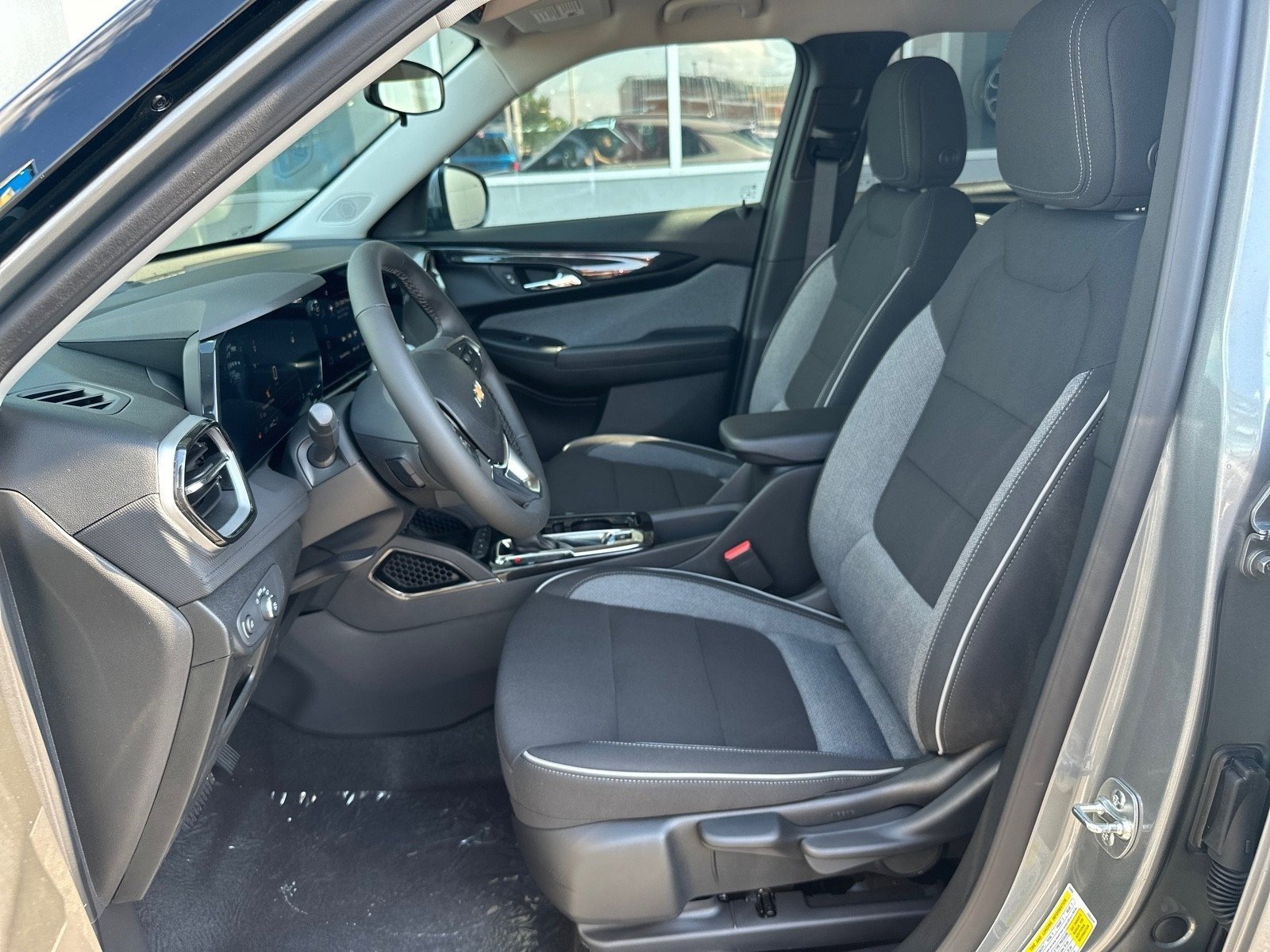2026 Chevrolet Trailblazer LT photo 13