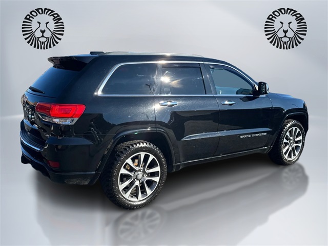 2017 Jeep Grand Cherokee Overland photo 3