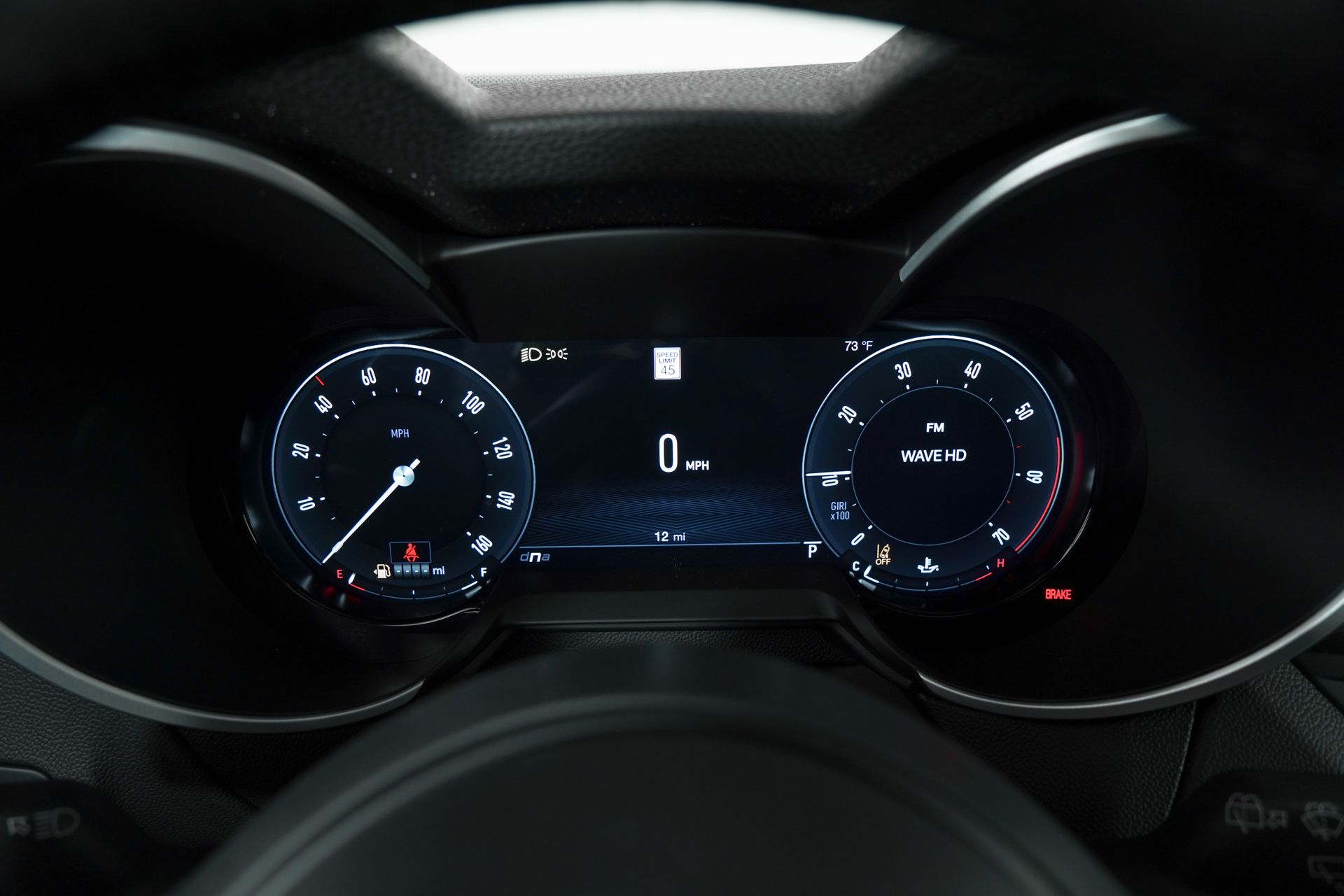 2025 Alfa Romeo Stelvio photo 23