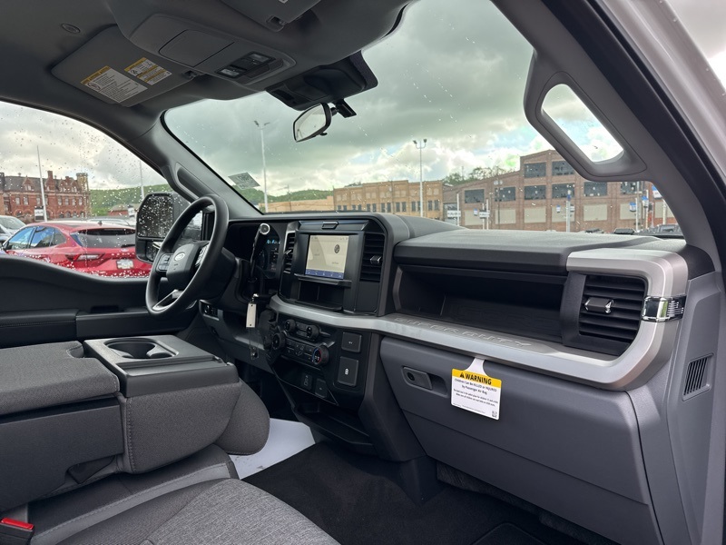 2025 Ford F-350 XL photo 14