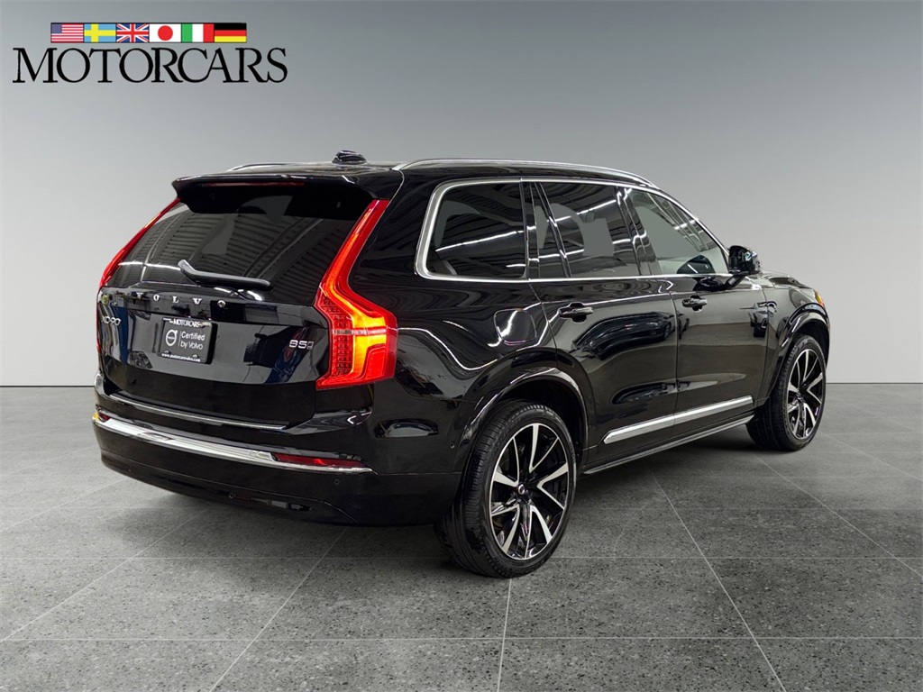 2025 Volvo XC90 B5 Plus photo 3