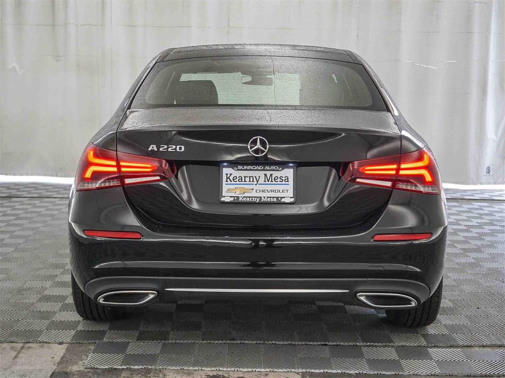 2022 Mercedes Benz A 220 photo 5