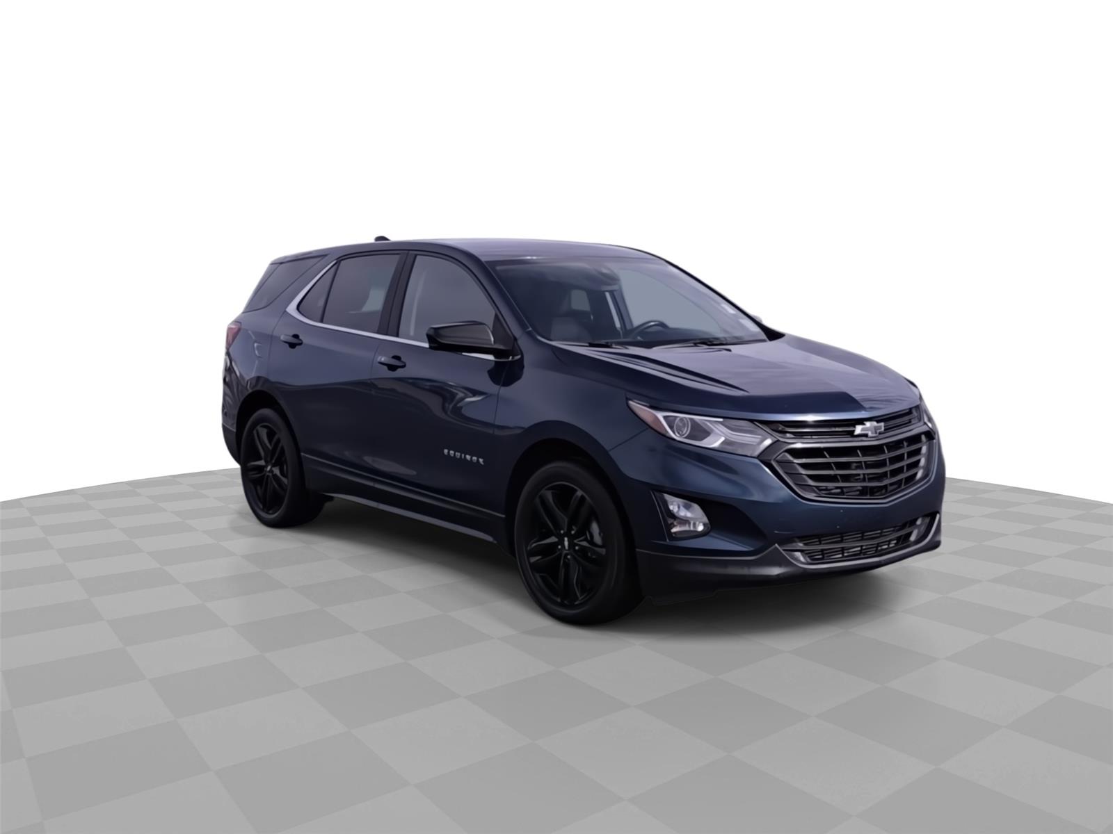 2021 Chevrolet Equinox LT photo 2