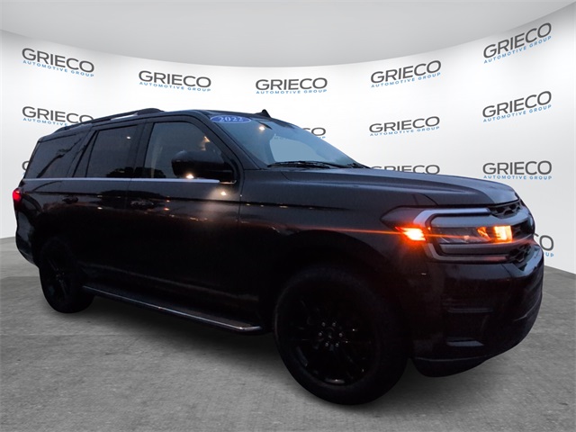 Used 2022 Dark Matter Metallic Ford XLT image 1