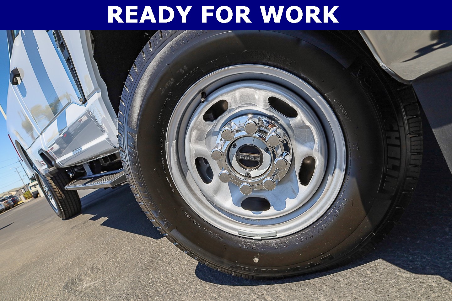 2025 Ford F-250 XL photo 2