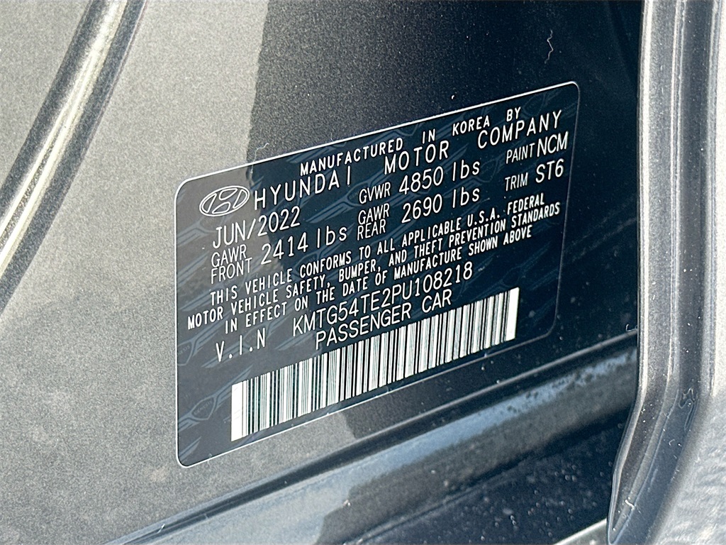 2023 Genesis G70 Advanced 3.3T Sport Prestige photo 30