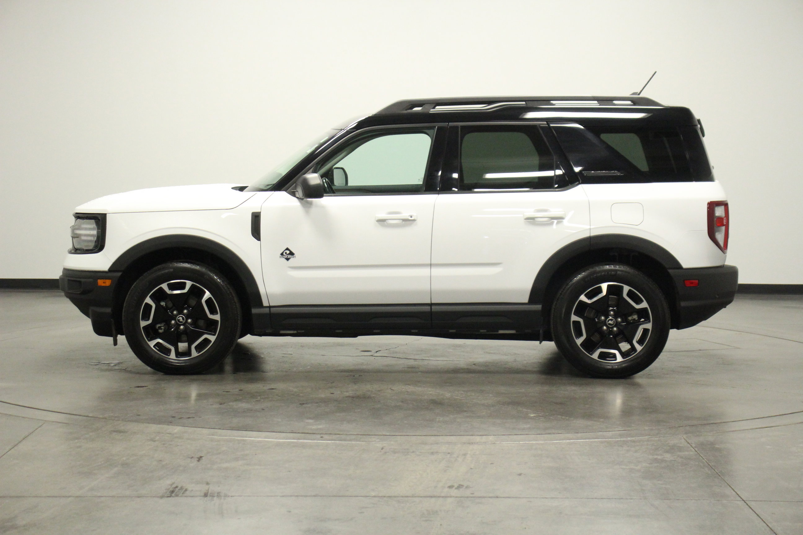 2023 Ford Bronco Sport Outer Banks photo 4