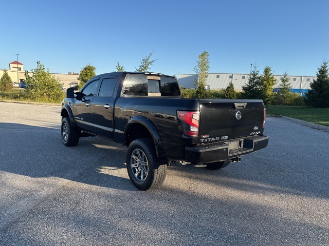 2018 Nissan Titan SV photo 4
