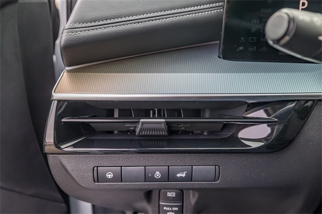 2025 Nissan Murano SL photo 12