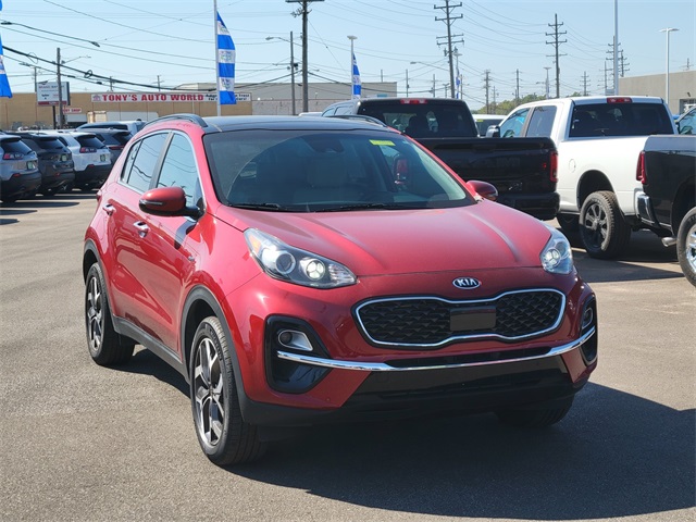 2022 Kia Sportage EX photo 3