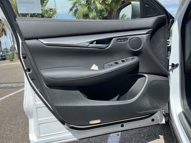 2025 Infiniti QX50 Luxe photo 9