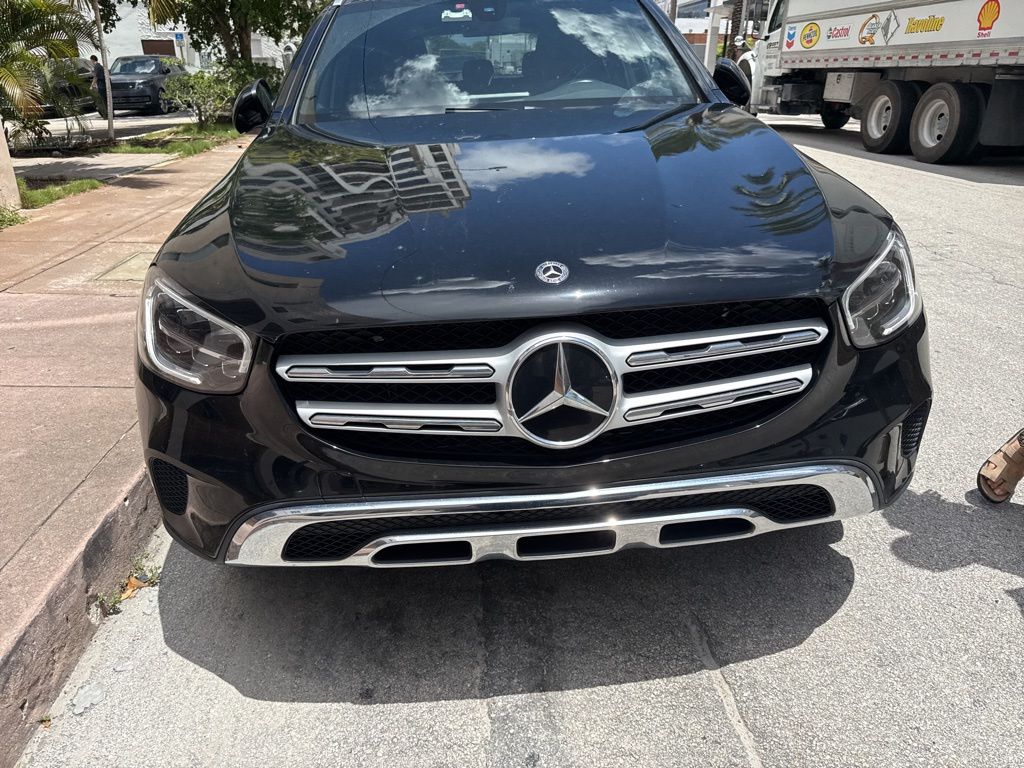 2020 Mercedes Benz GLC 300 4MATIC photo 2