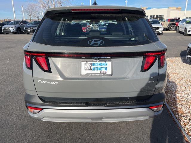 2026 Hyundai Tucson SE photo 4
