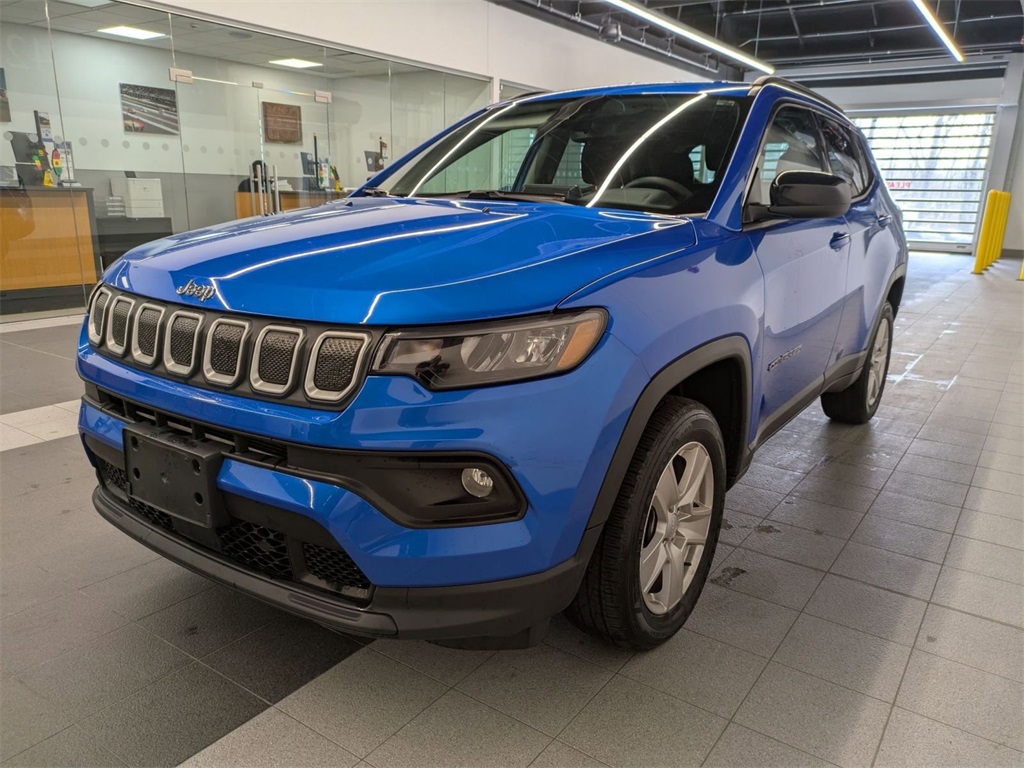 2022 Jeep Compass Latitude photo 8