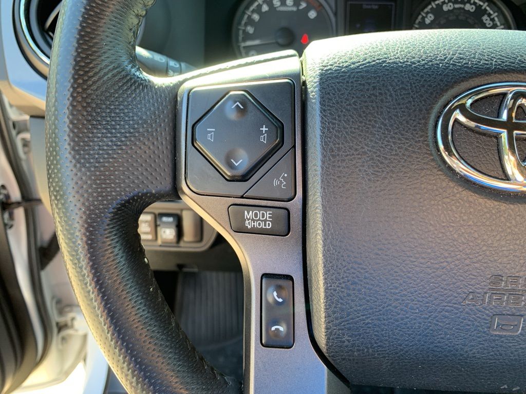 2017 Toyota Tacoma TRD Sport 4x4 Double Cab photo 24