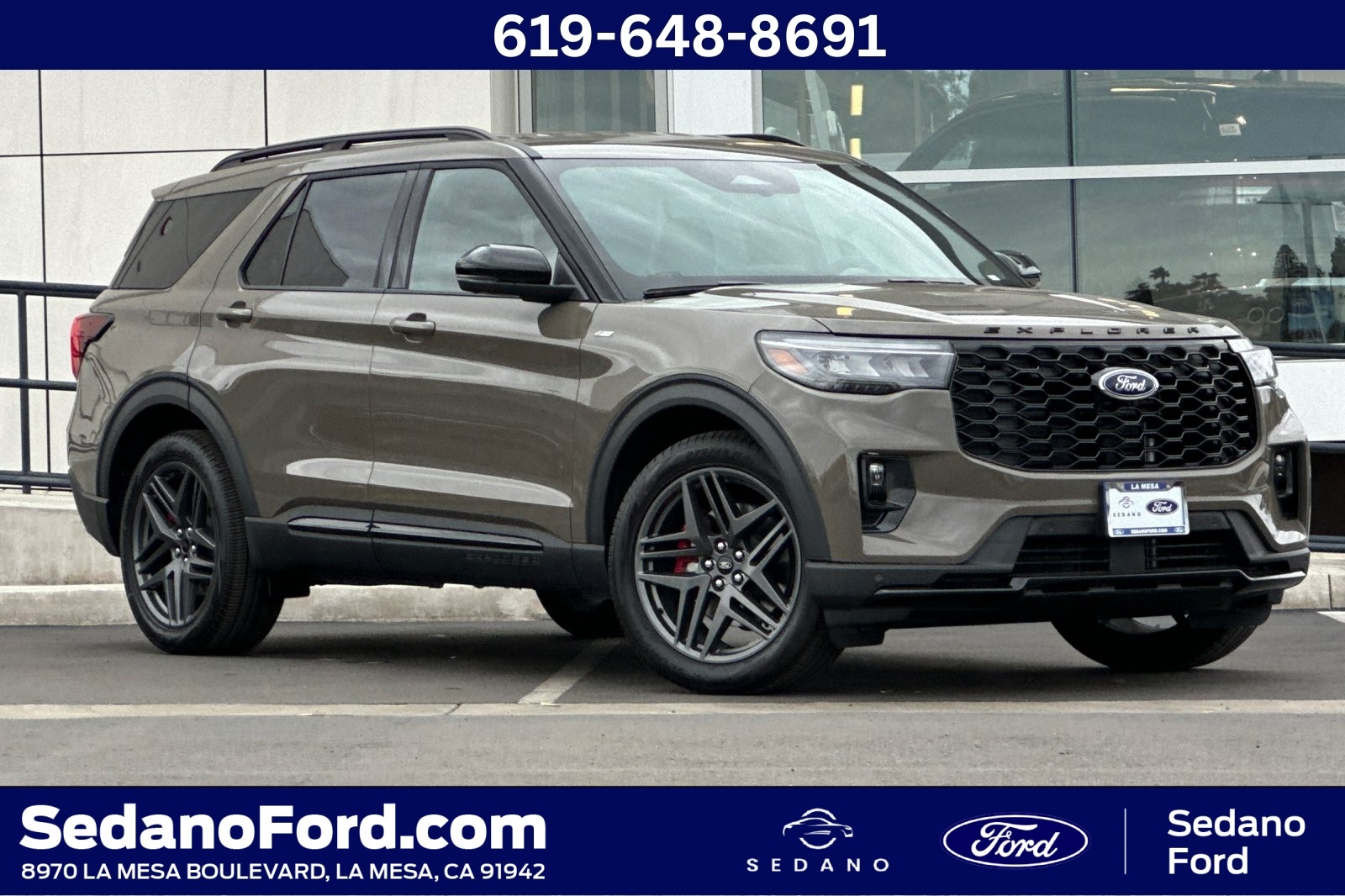 2026 Ford Explorer ST-LINE's photo