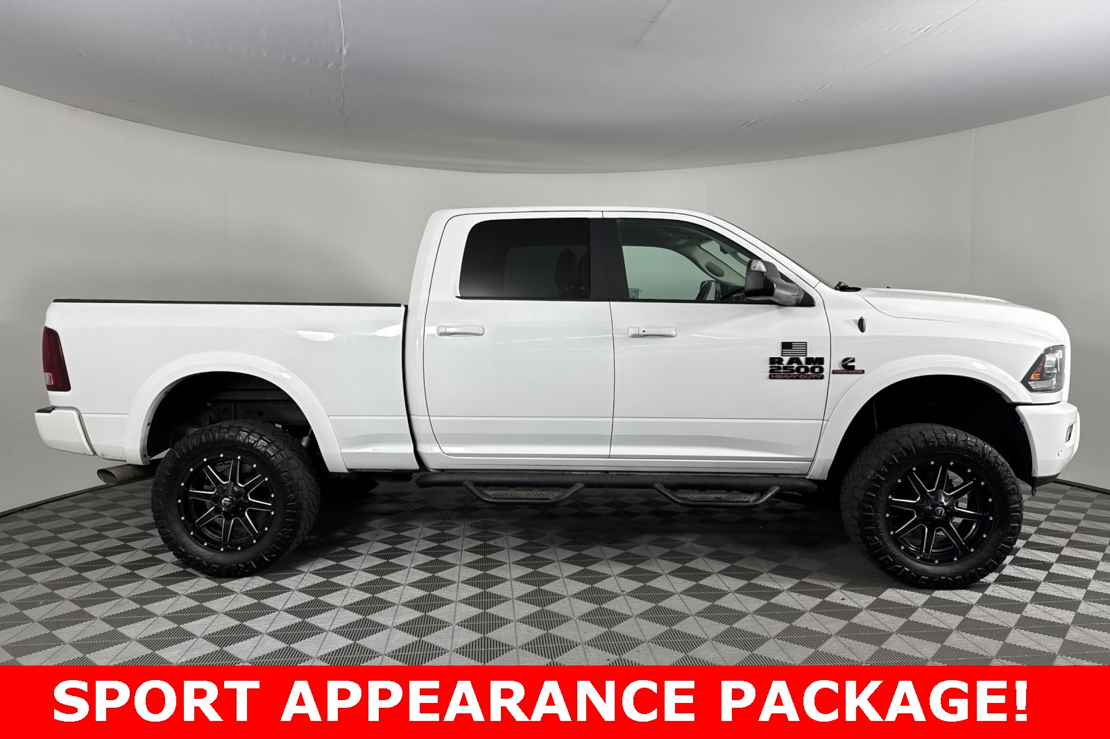 2018 Ram 2500 Laramie photo 3