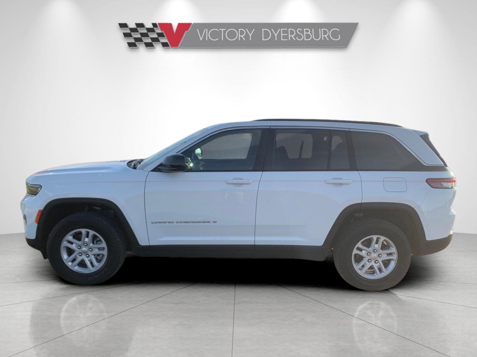 2024 Jeep Grand Cherokee Laredo photo 4