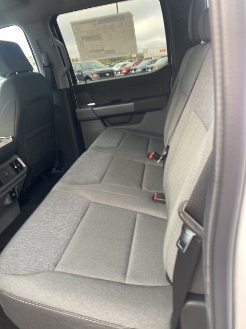 2025 Ford F-150 XLT photo 35