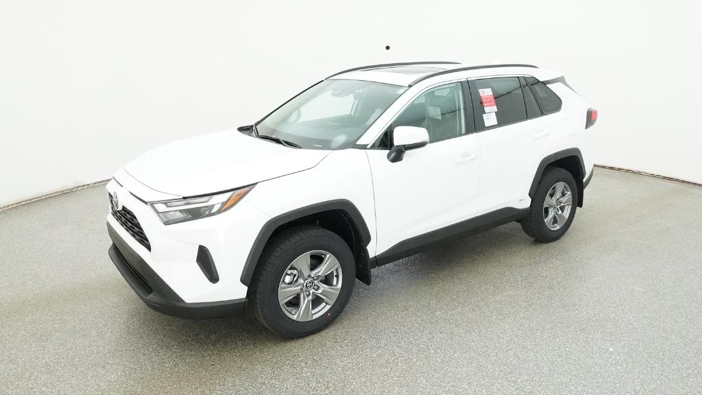 2025 Toyota RAV4 XLE's photo