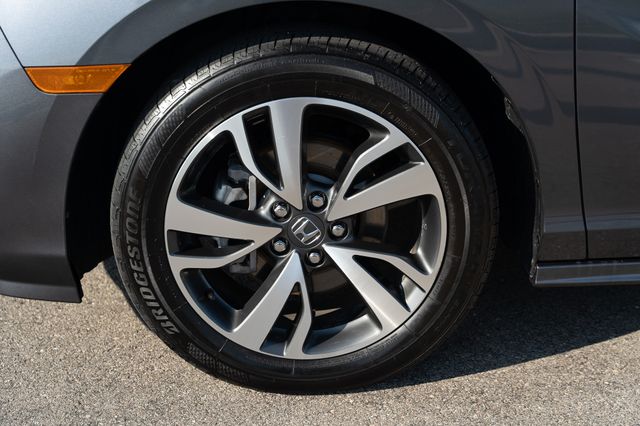 2024 Honda Odyssey Touring photo 10