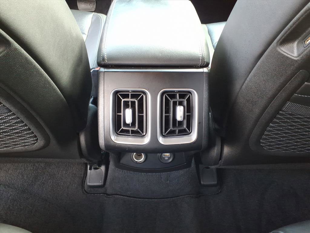 2022 Kia Sorento EX photo 2