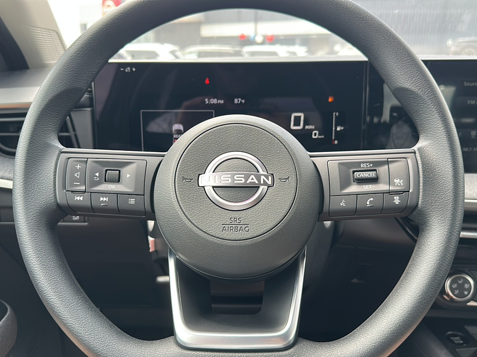 2025 Nissan Kicks SV photo 7