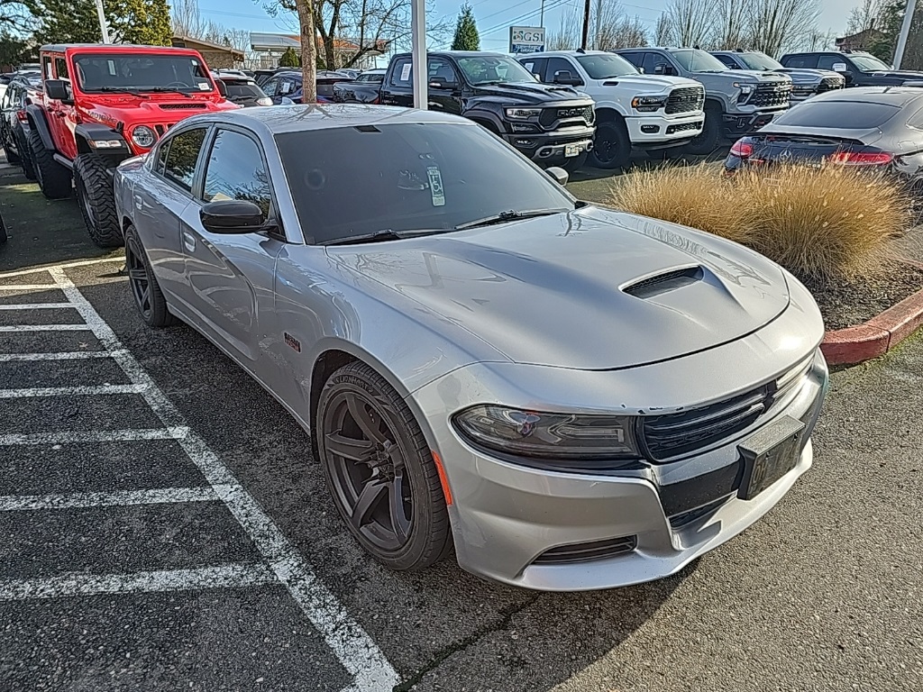 2017 Dodge Charger R/T's photo