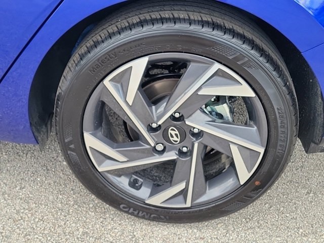 2025 Hyundai Elantra SEL Convenience photo 6