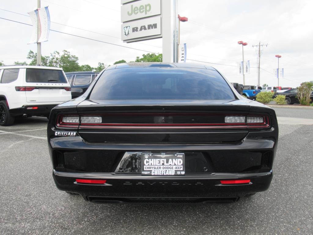 2025 Dodge Charger R/T photo 5