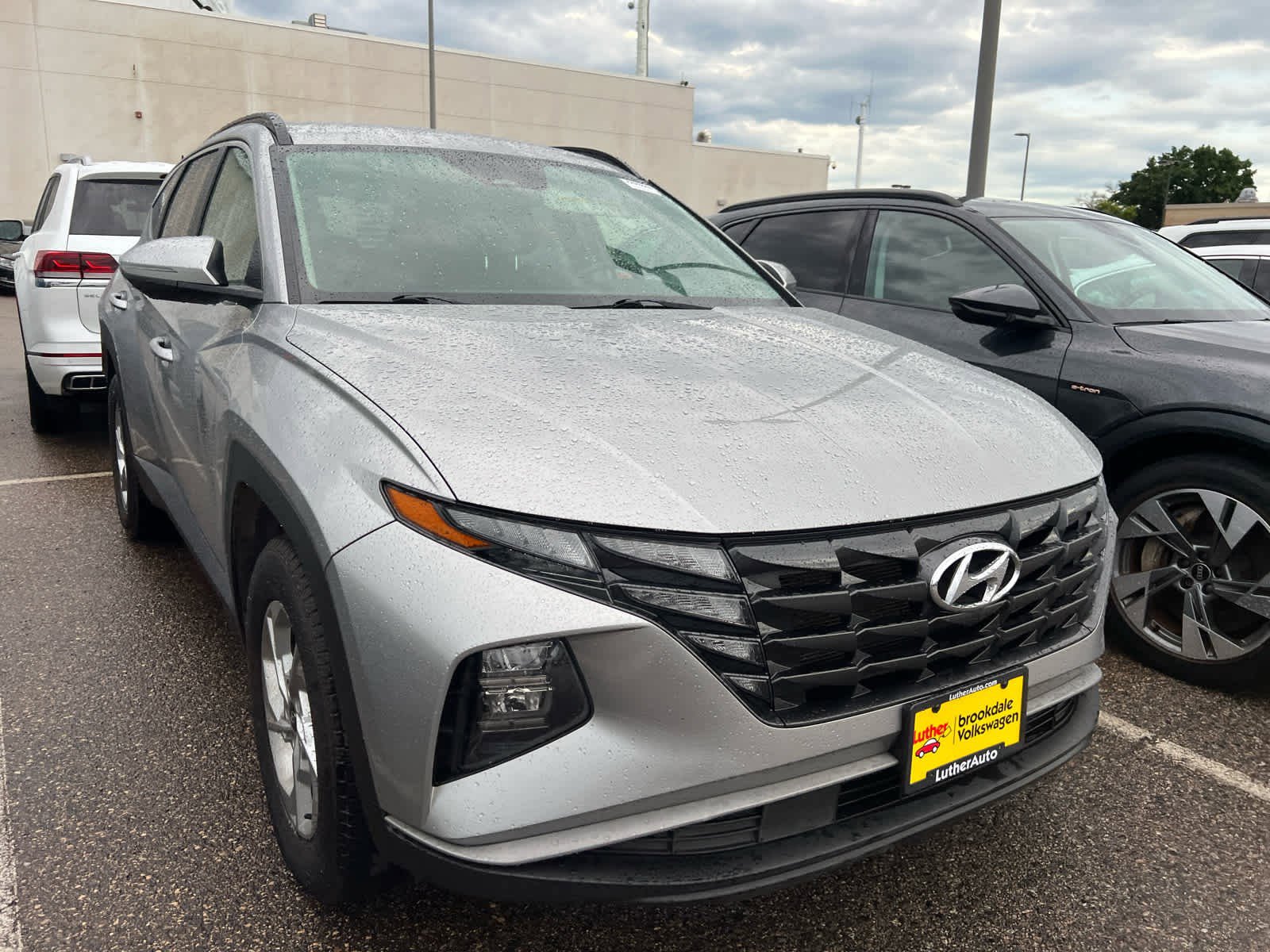 Used 2022 Hyundai Tucson SEL with VIN 5NMJBCAEXNH030723 for sale in Brooklyn Center, Minnesota