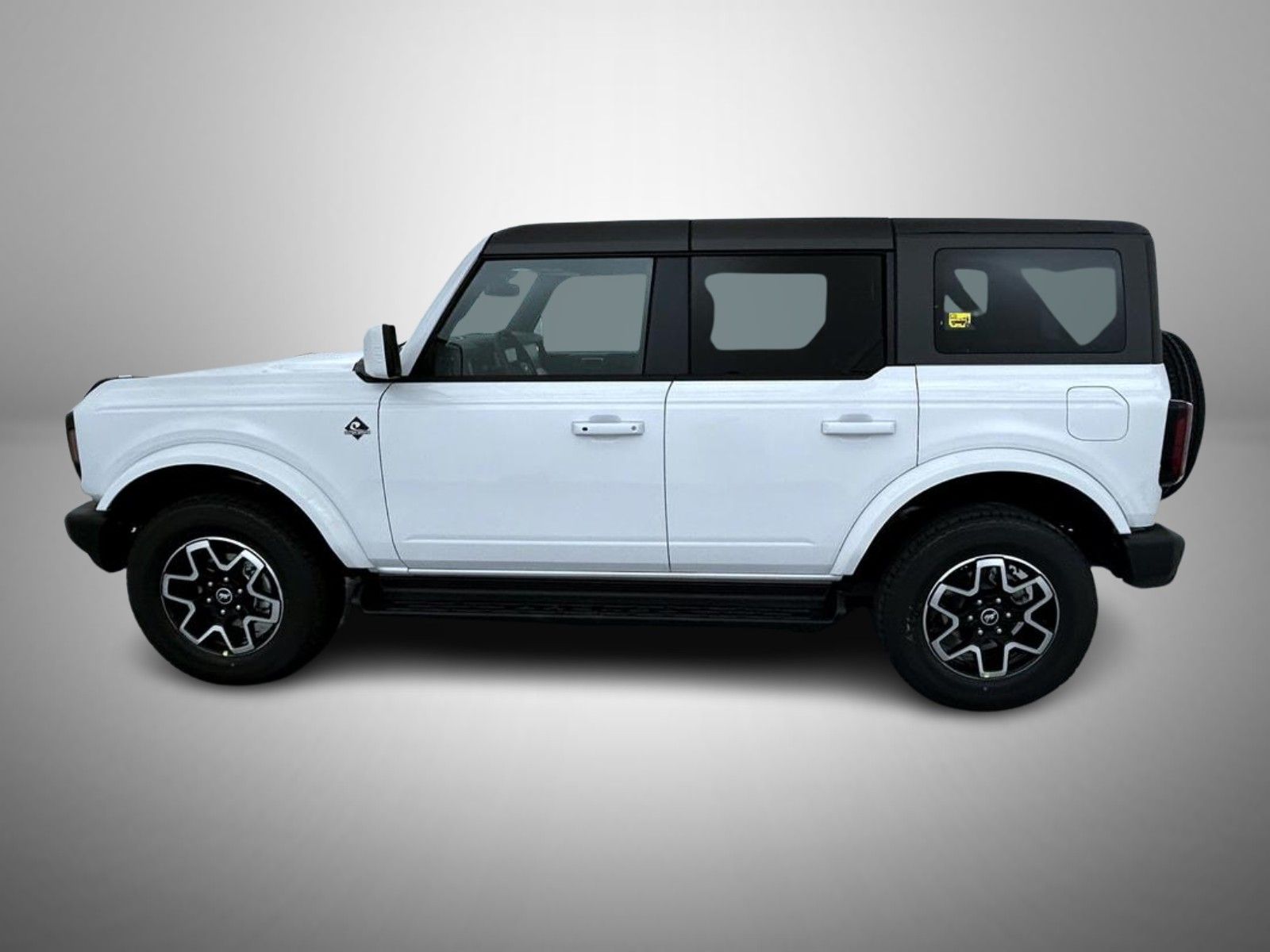 2025 Ford Bronco Outer Banks photo 8