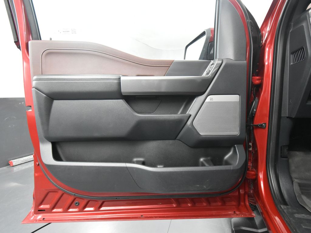 2021 Ford F-150 Lariat photo 14