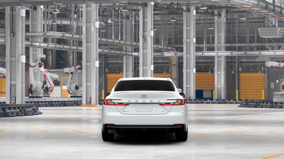2025 Toyota Camry SE photo 8