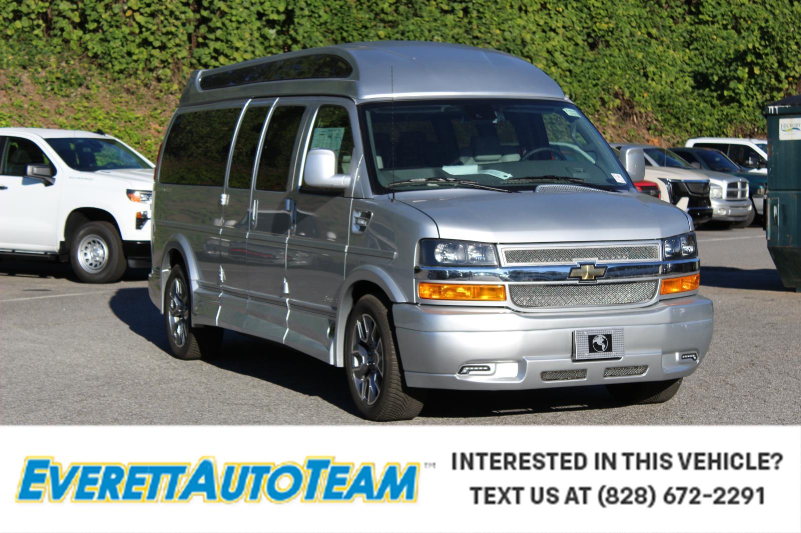 2025 Chevrolet Express Cargo Work Van's photo