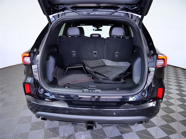 2023 Ford Escape ST-Line Select photo 9