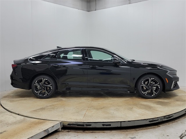 2026 Kia K5 GT-Line photo 3