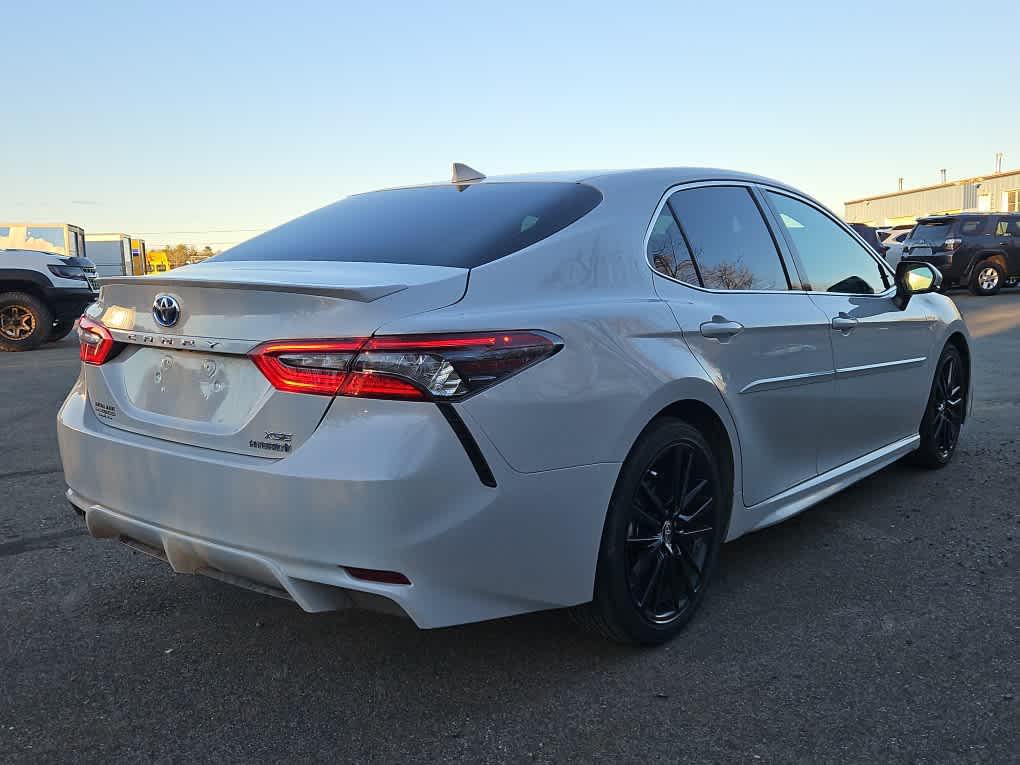 2023 Toyota Camry Hybrid XSE photo 4