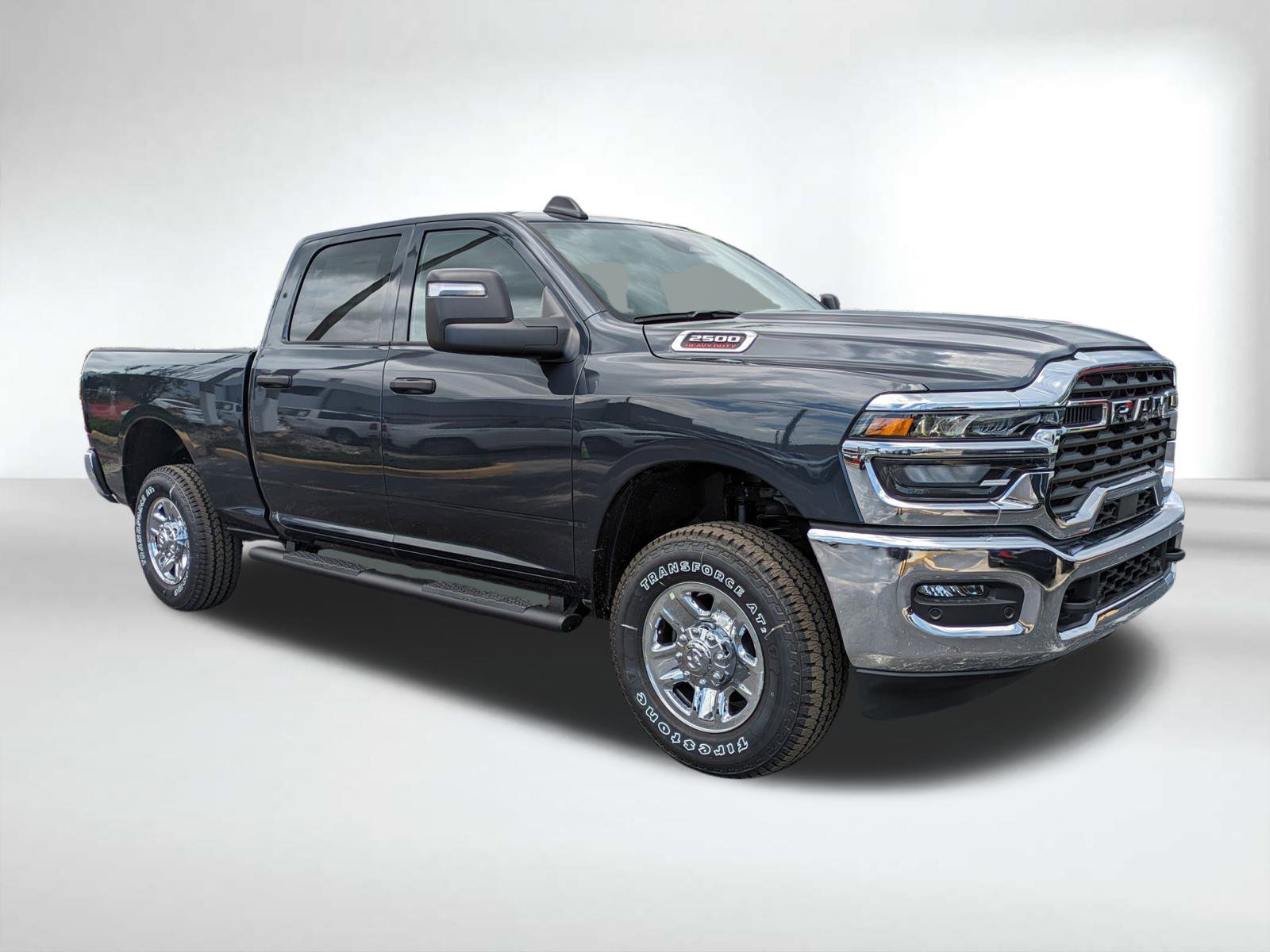 2025 Ram 2500 Tradesman photo 2
