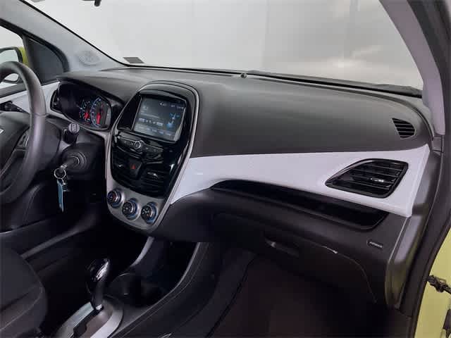 2017 Chevrolet Spark 1LT LT photo 29