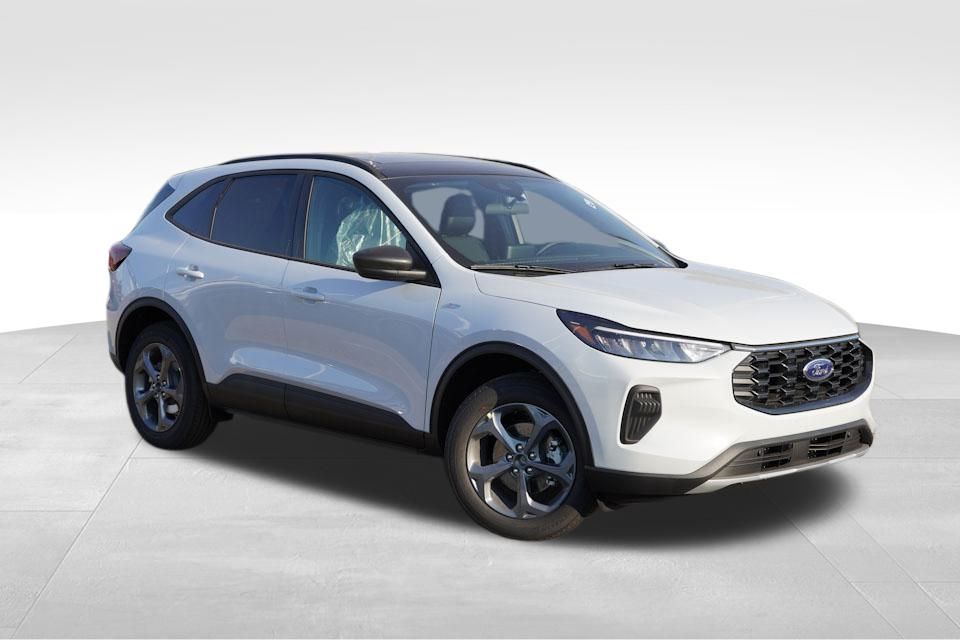 2026 Ford Escape ST-Line's photo