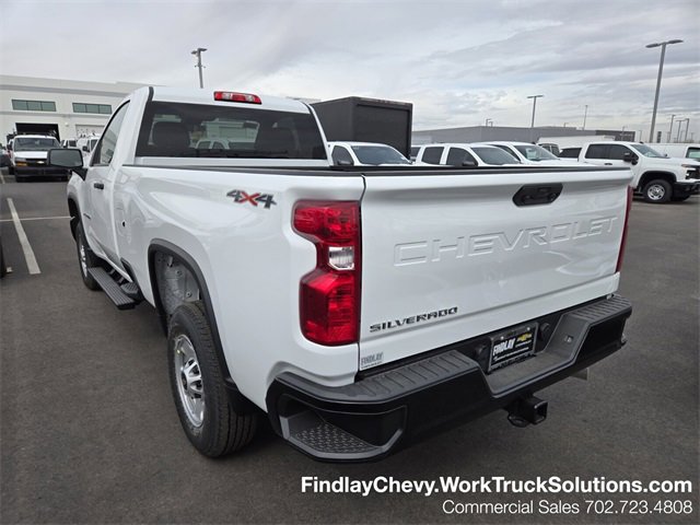 2025 Chevrolet Silverado 2500HD photo 3
