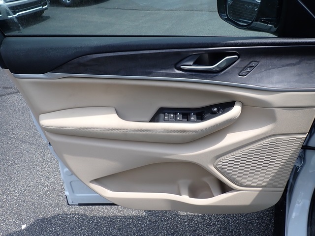 2025 Jeep Grand Cherokee Limited photo 12