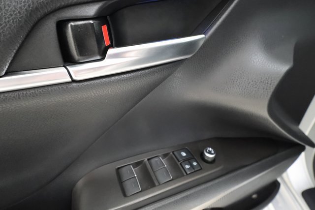 2022 Toyota Camry XSE photo 8