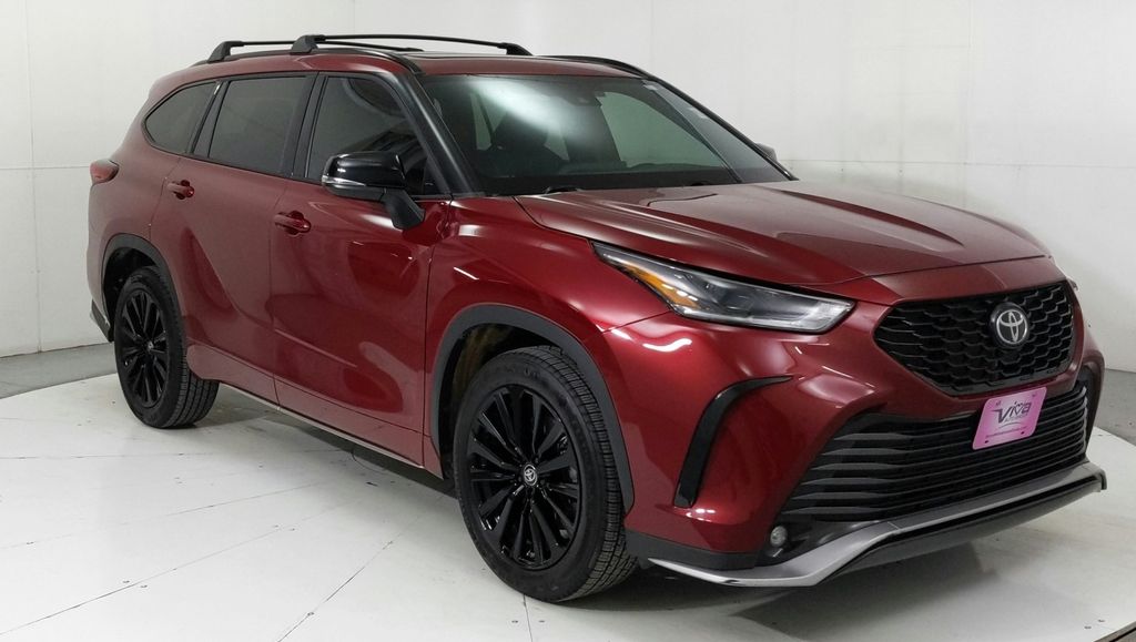 2023 Toyota Highlander XSE photo 8