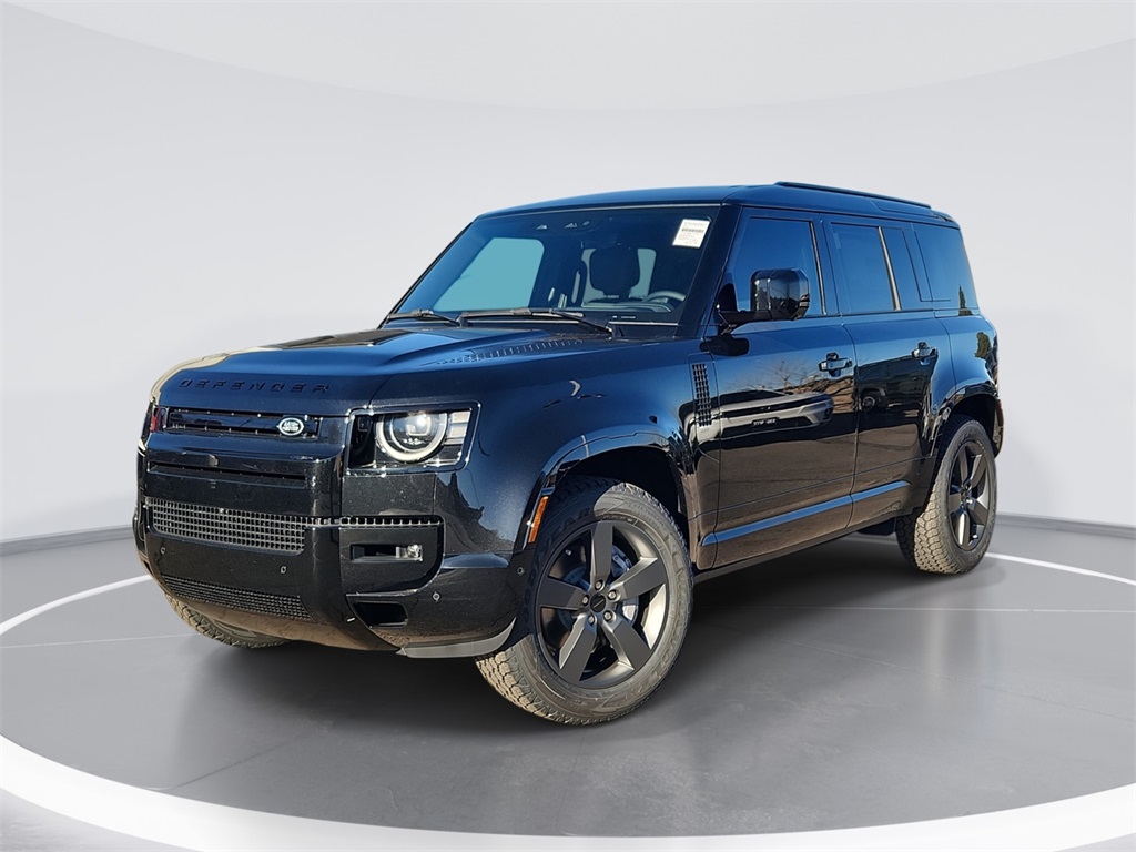 2026 Land Rover Defender X-Dynamic SE's photo